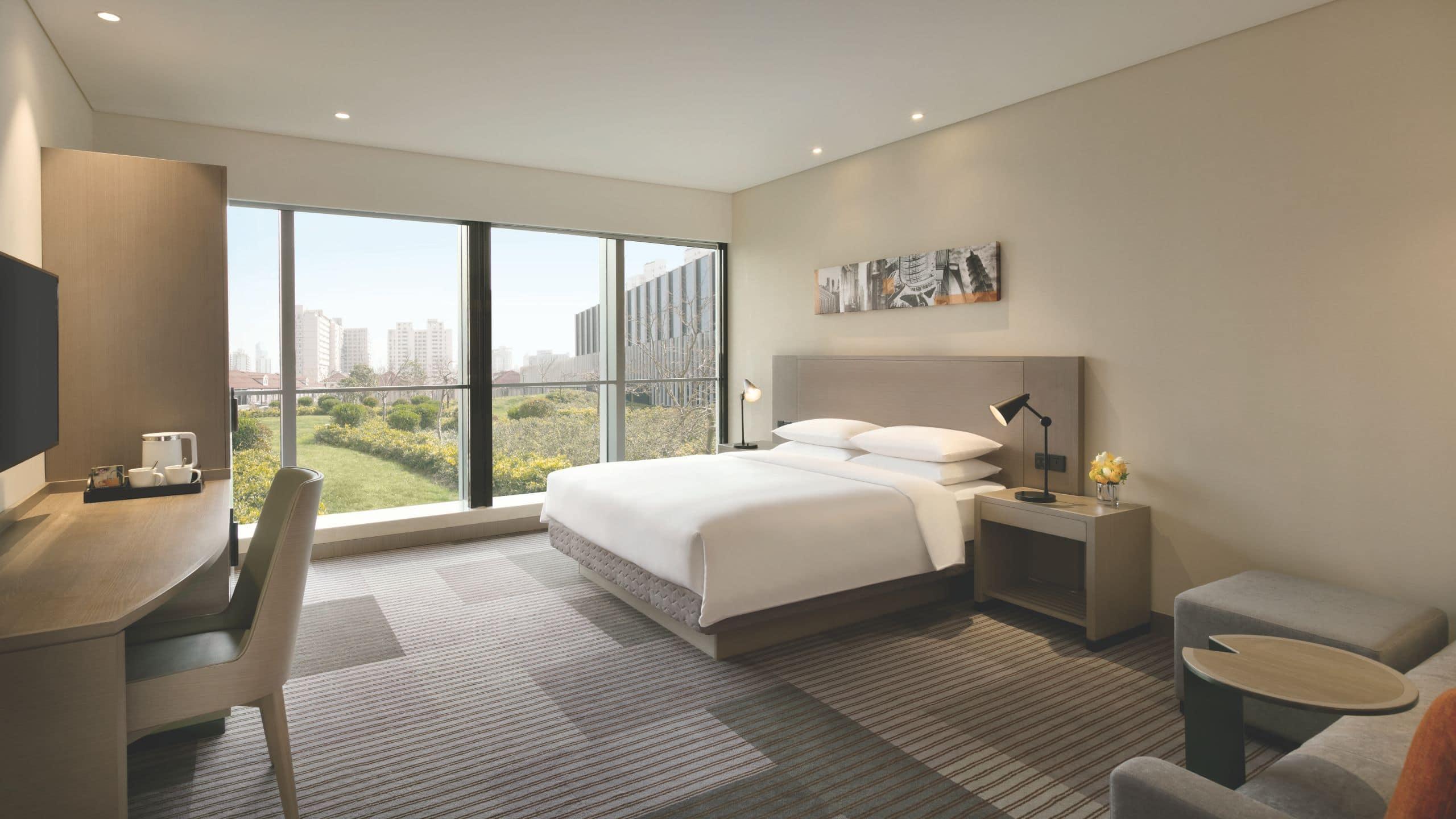 Khách sạn Hyatt Place Tianshan Plaza