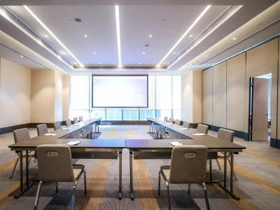 Khách sạn Hyatt Place Tianshan Plaza
